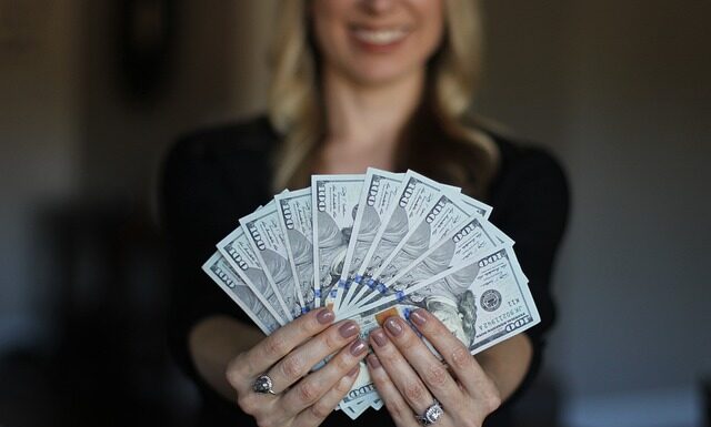 Jak zarabiać na kontach bankowych?