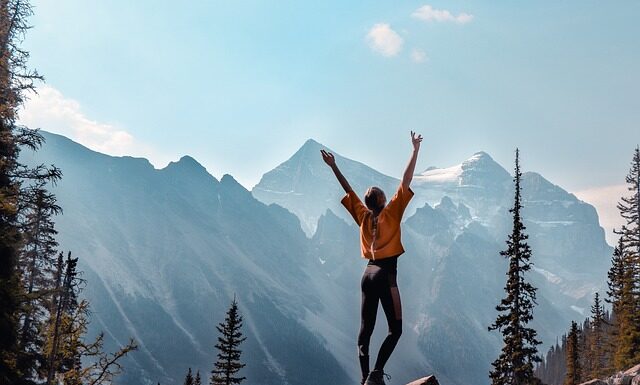 W jakim programie zrobić filmik ze zdjęć i filmów?