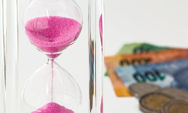 Jak sprawdzić czy należy mi się zwrot podatku?