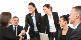 Jaka jest formą umowy kredytu?