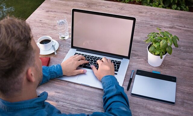 Jak się pisze list list?