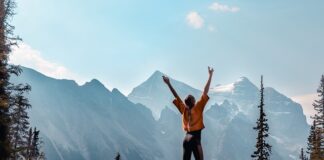 Jak dołączyć do programu partnerskiego YouTube?