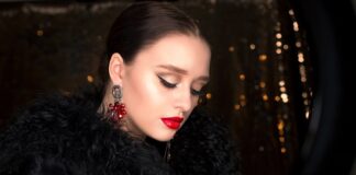 Co oznacza jak ktoś nie patrzy w oczy?